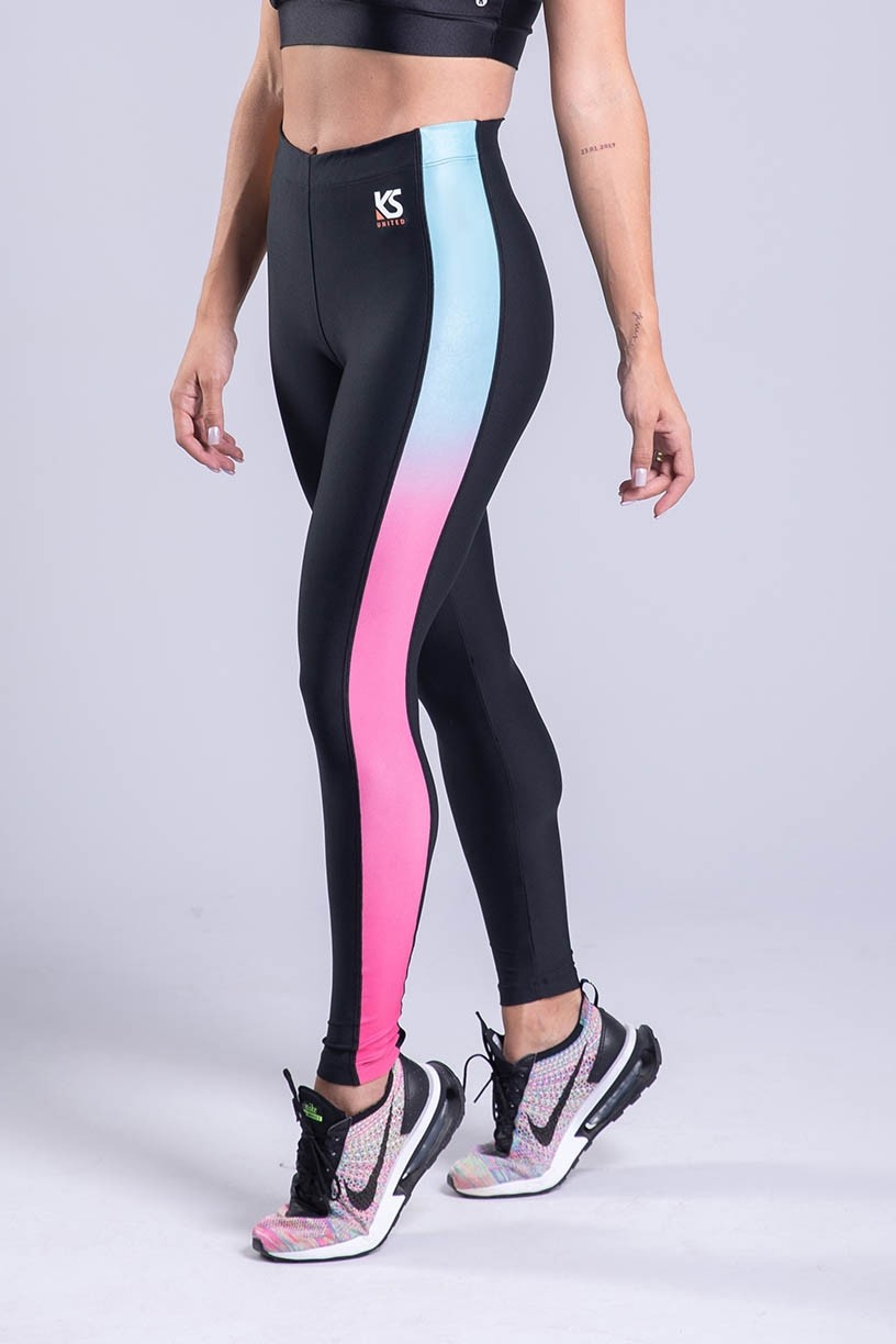 K3423-B_Calca_Legging_Lisa_com_Faixas_Estampa_Digital_Laterais_Preto__Candy_Vibes__Ref:_K3423-B