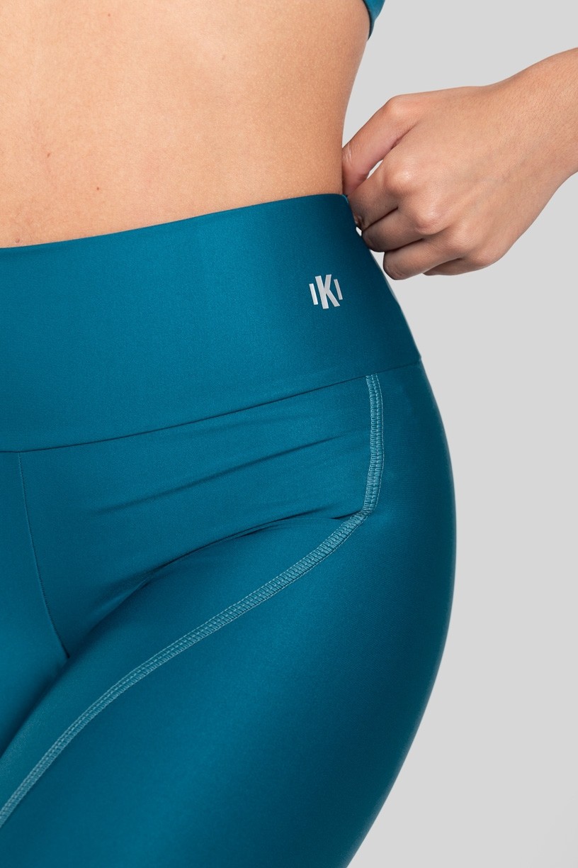 Calça Legging com Recorte Curvo e Pesponto (Azul Petróleo) | Ref: K2886-K