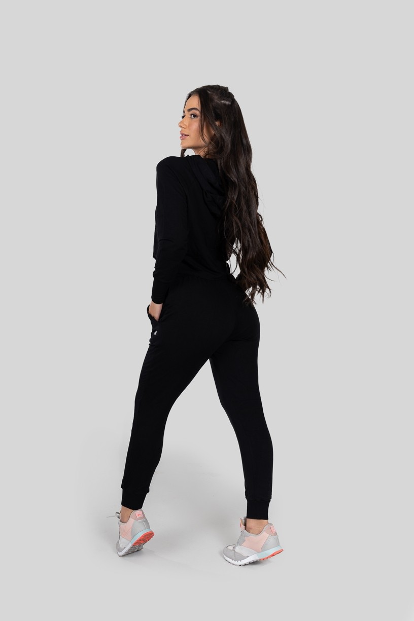 Calça Jogger Lisa de Moletom (Preto) | Ref: K2897-A