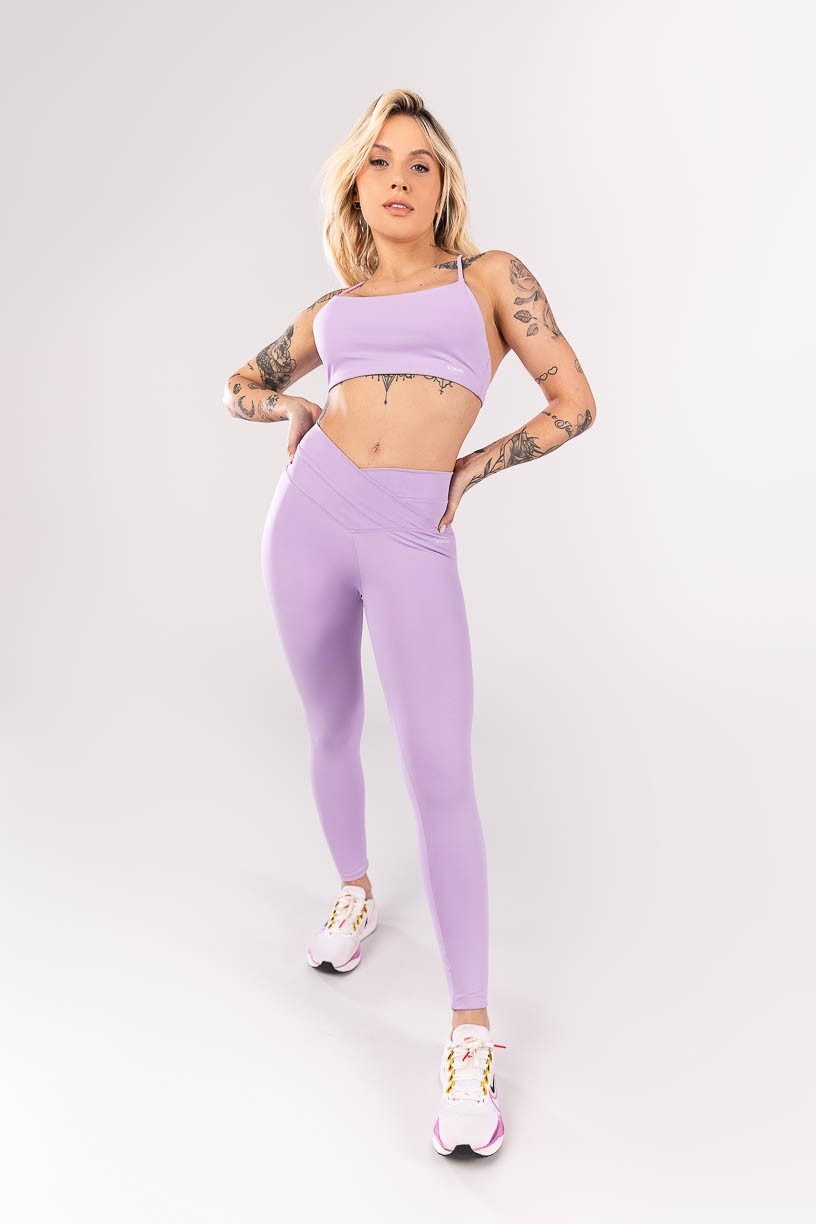 K4042-C_Calca_Legging_com_Cos_Transpassado_Frente_e_Costas_Lilas__Ref:_K4042-C