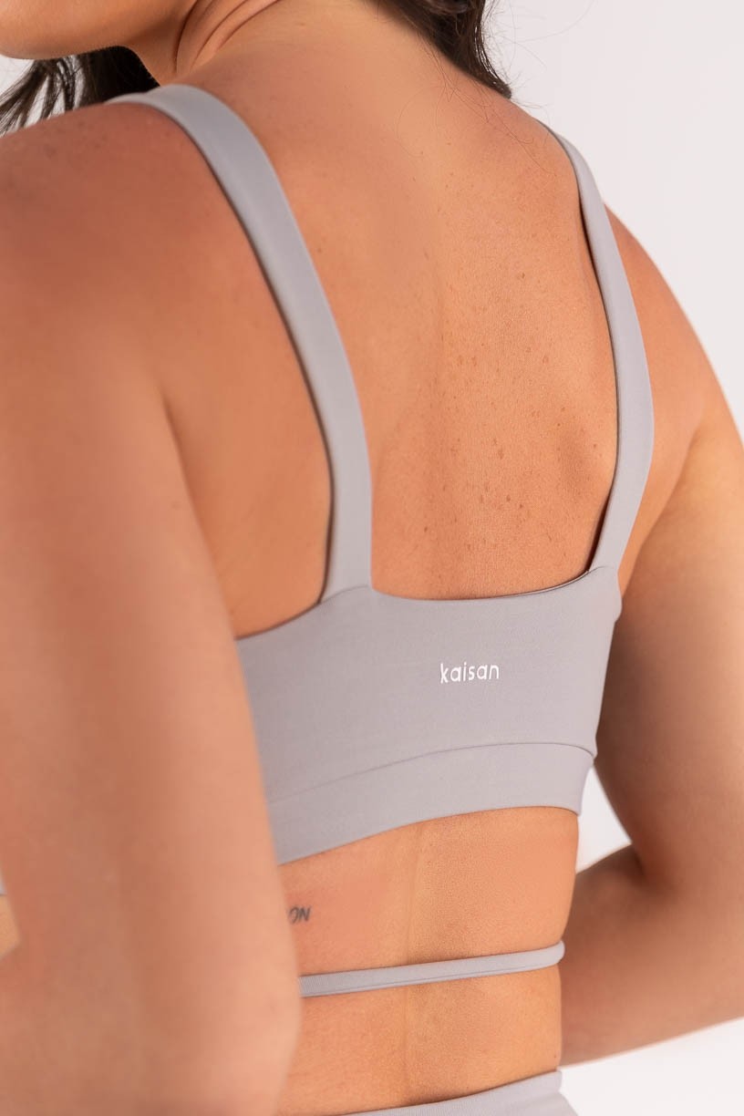 Top com Detalhe de Tira na Base (Cinza) | Ref: K4131-A