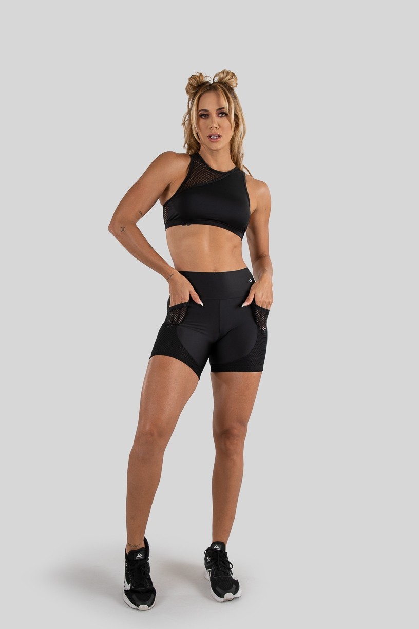 Bermuda com Bolso de Tela (Preto)  Ref K3223-A