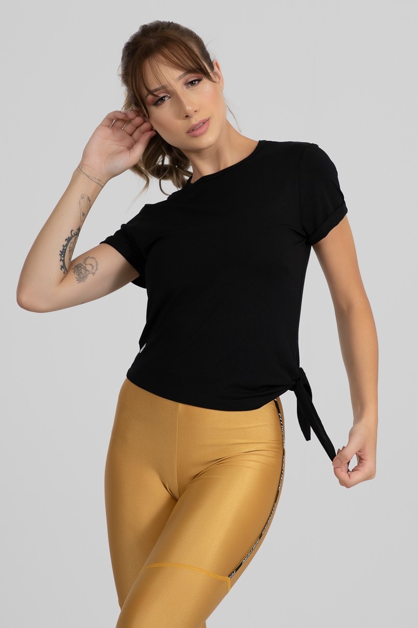 Blusa Viscolycra com Detalhe de Amarrar Lateral (Preto) | Ref: GO400-A