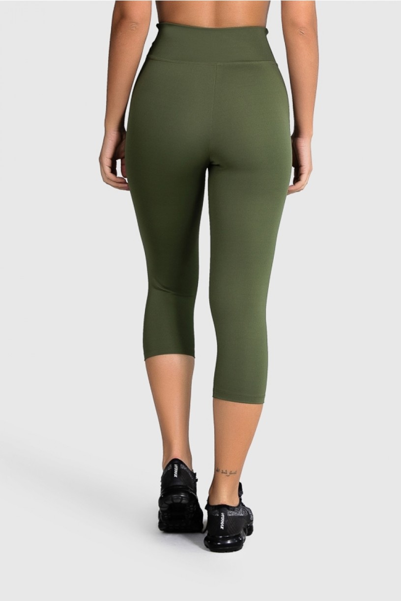 Calça Corsário Fitness Básica (Verde Militar) | Ref: GO2-I