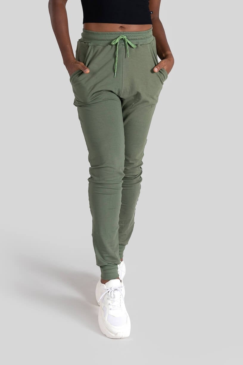 Calça Jogger (Verde Militar / Verde) | Ref: K3094-E