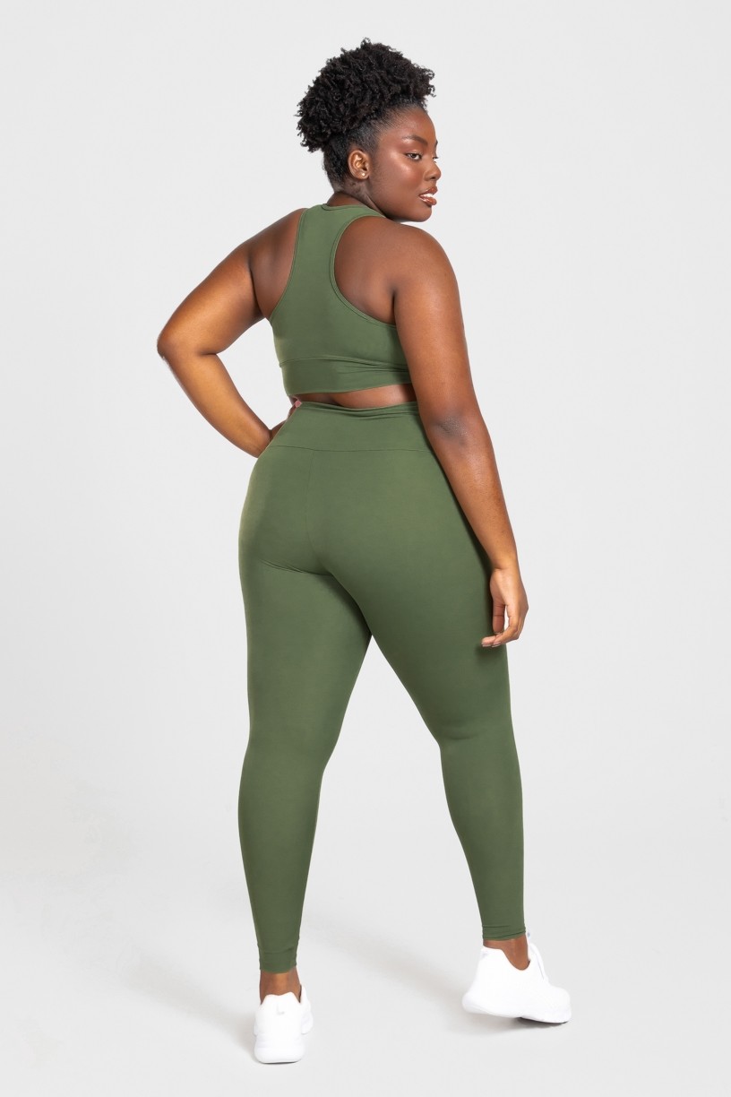 Calça Legging Básica Plus Size (Verde Militar) | Ref: KP3074-E