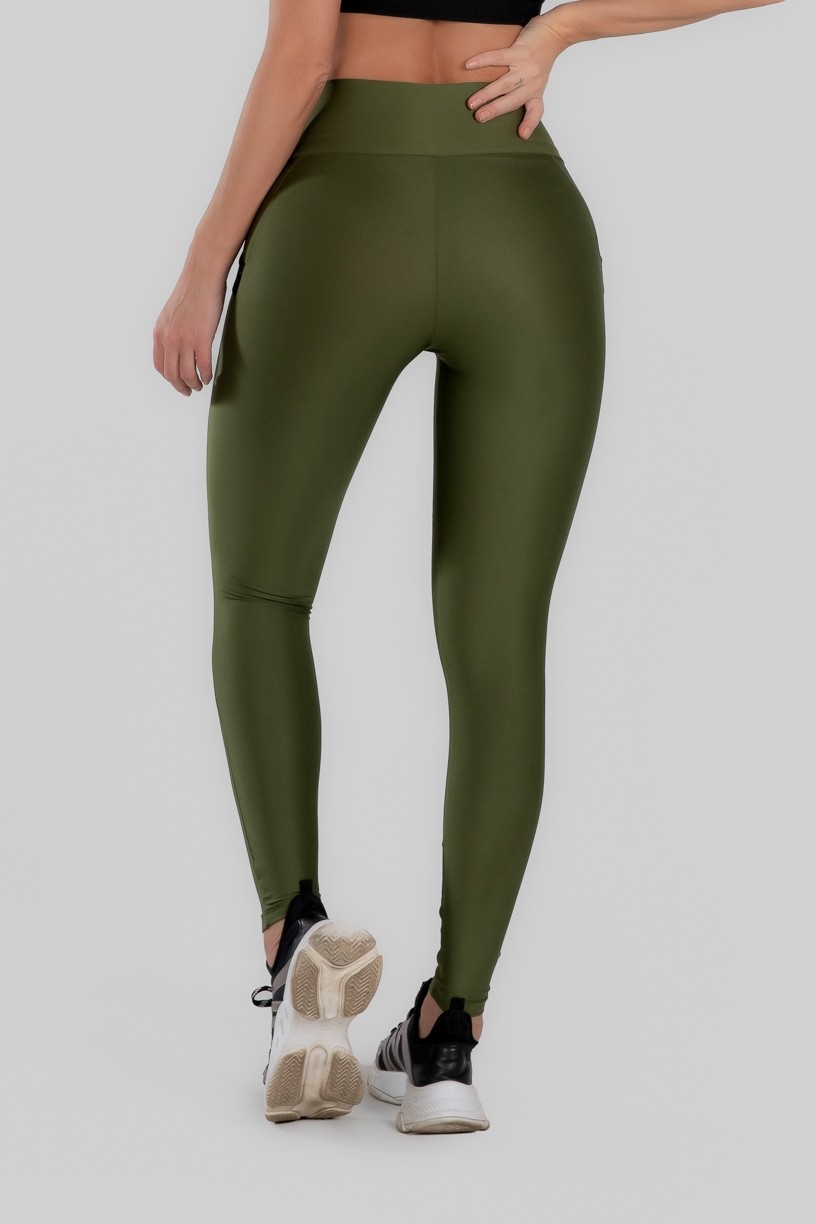 Calça Legging com Bolso e Detalhe em Elástico (Verde Militar) | Ref: K2946-E