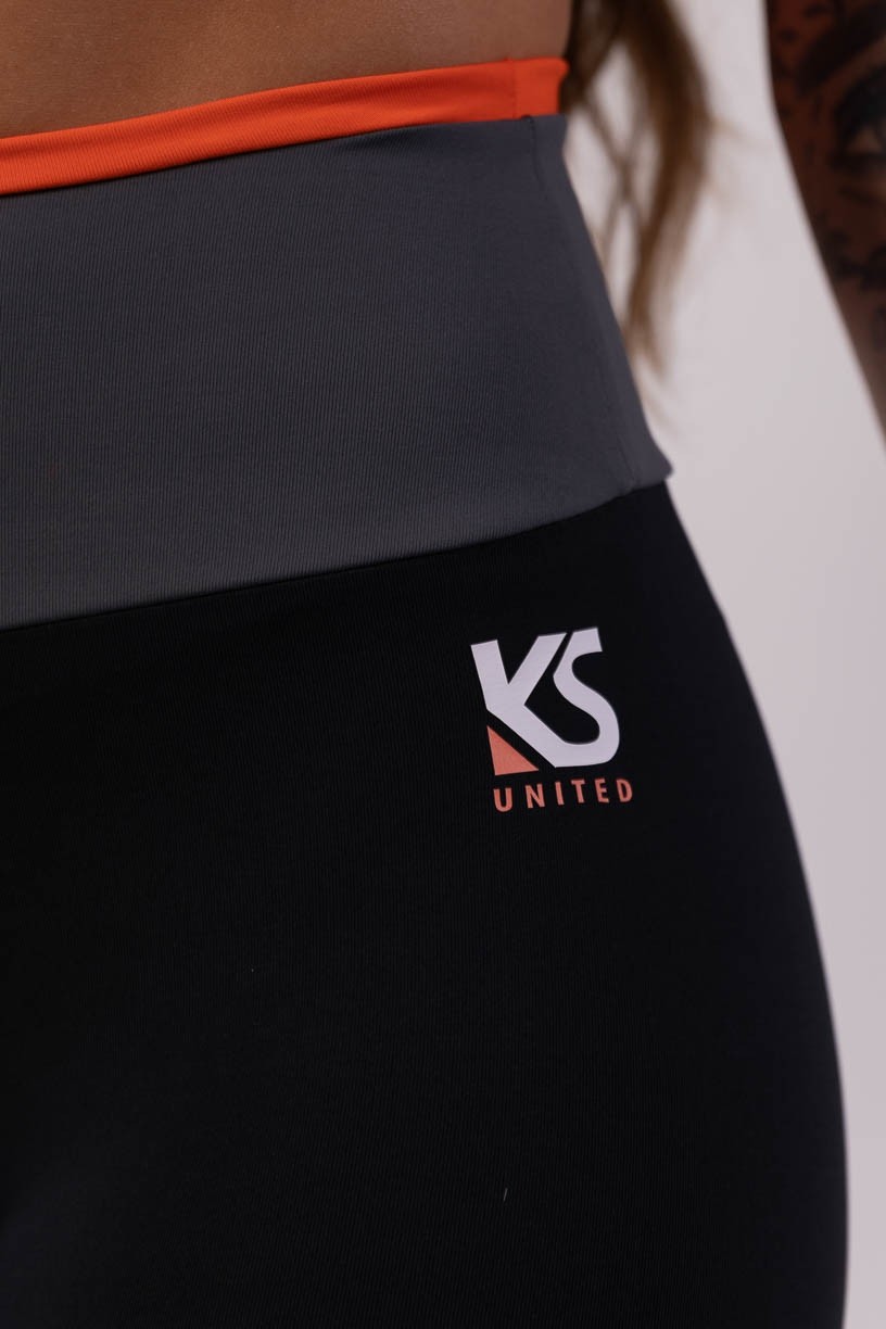 K3720-A_Calca_Legging_com_Cos_em_Detalhe_Contrastante_Preto__Laranja__Laranja__Ref:_K3720-A