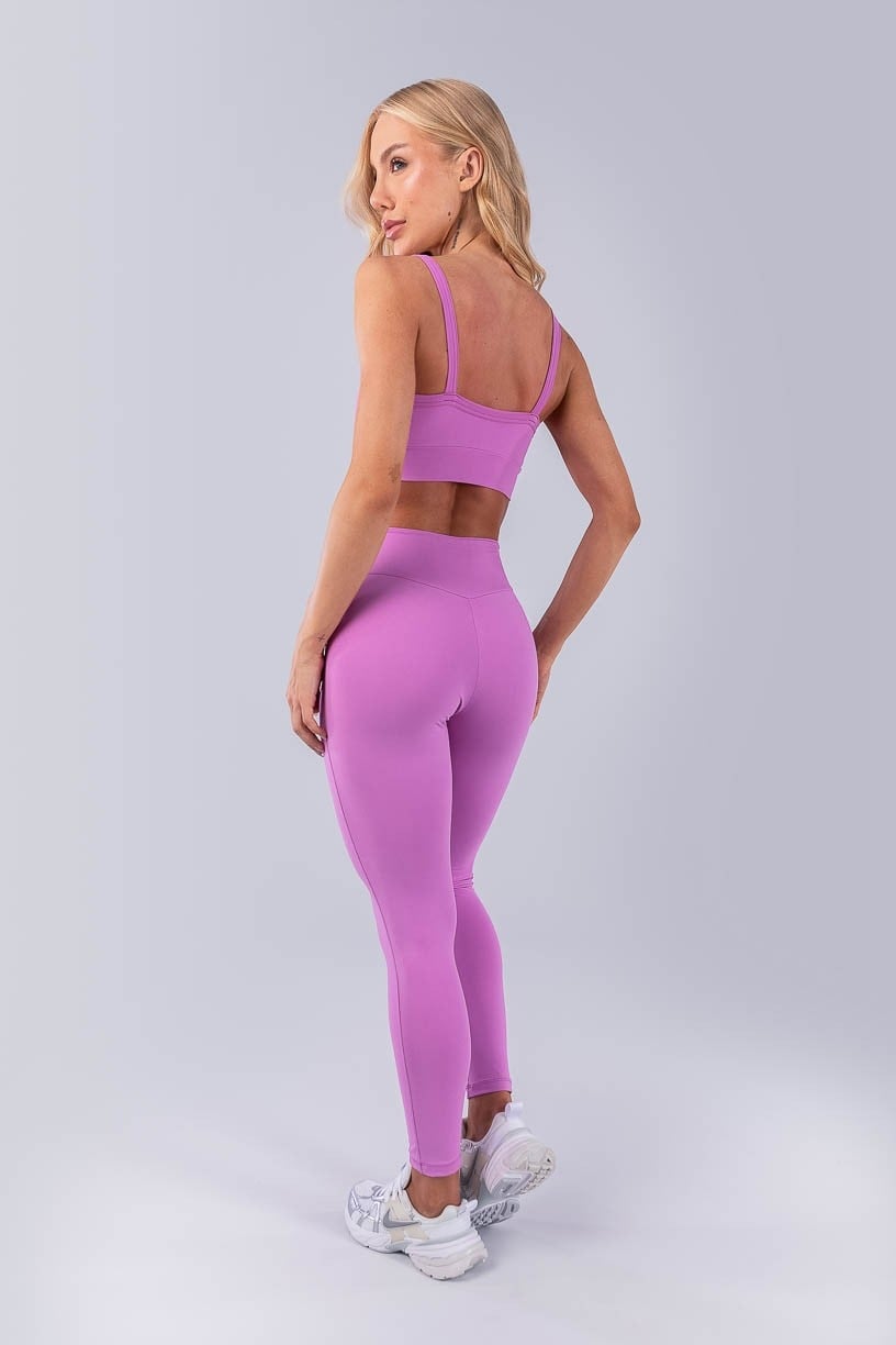 Calça Legging com Cós em V e Recortes (Aurora) | Ref: K4200-F