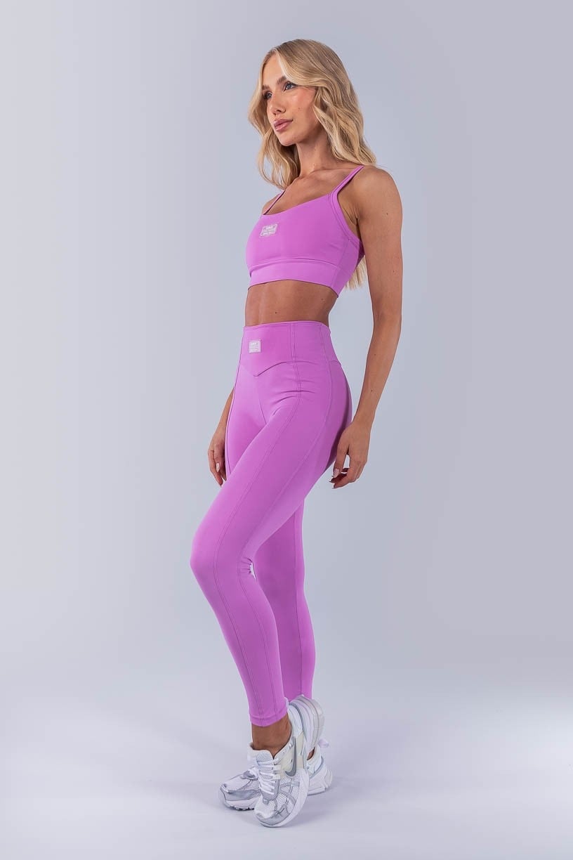 Calça Legging com Cós em V e Recortes (Aurora) | Ref: K4200-F