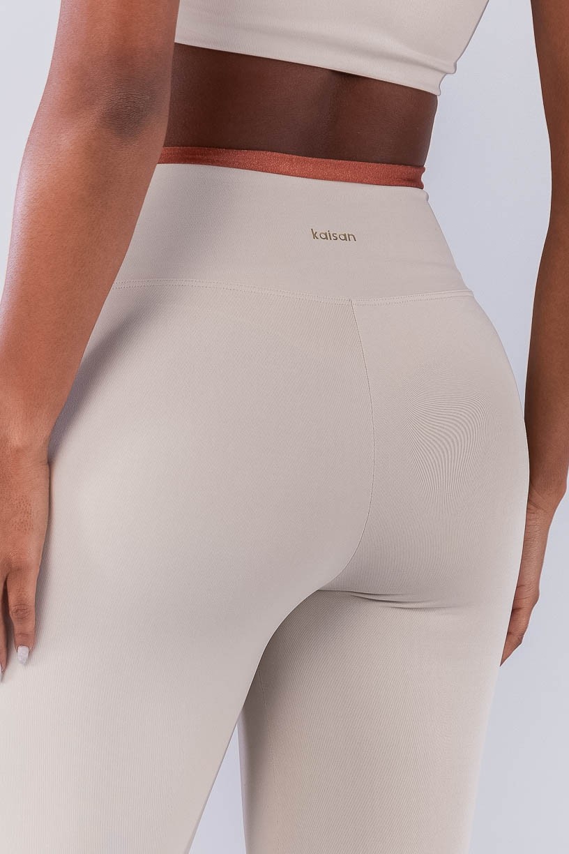 Calça Legging com Cós Transpassado e Vira (Bege / Cobre) | Ref: K4496-A