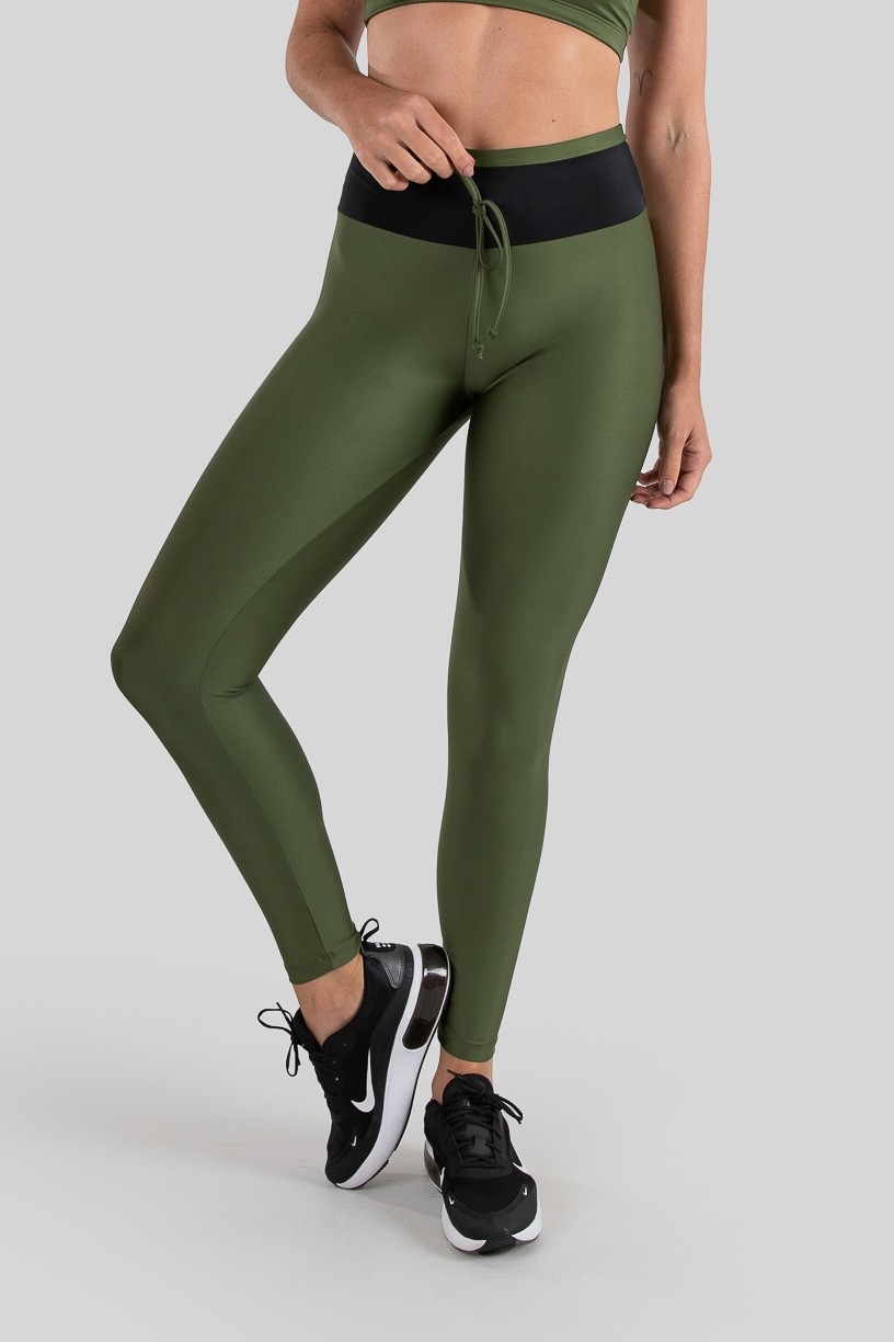 Calça Legging com Cadarço (Verde Militar / Preto) | Ref: K3218-B