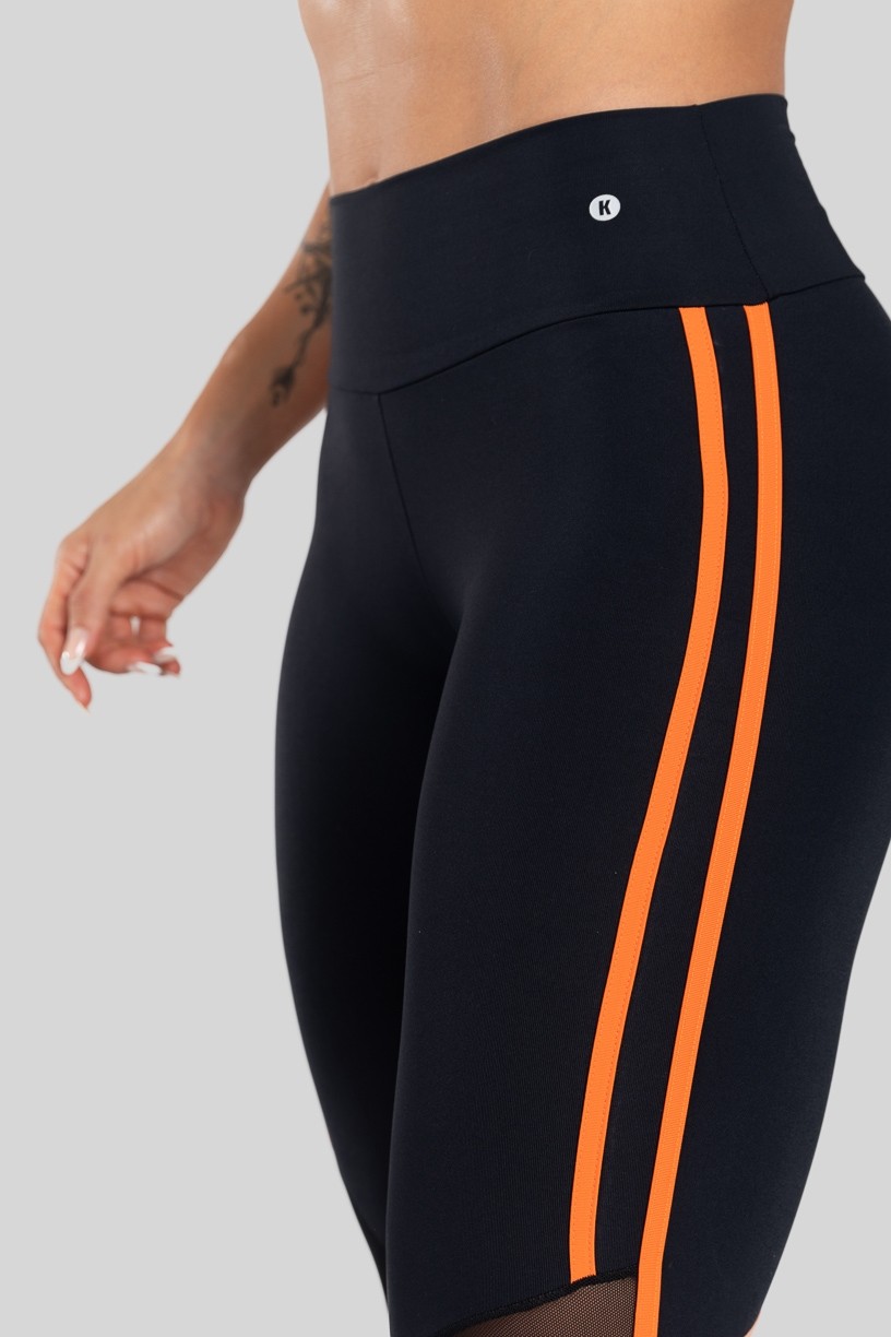 Calça Legging com Chapado e Recorte (Preto / Laranja) | Ref: K3133-B