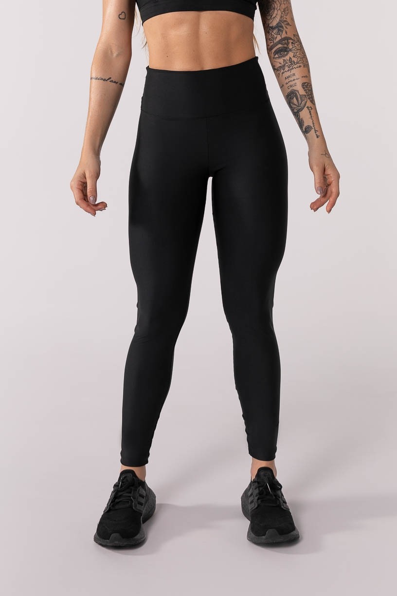 Calça Legging com Cobertura no Cós Costas (Preto) | Ref: K3776-A