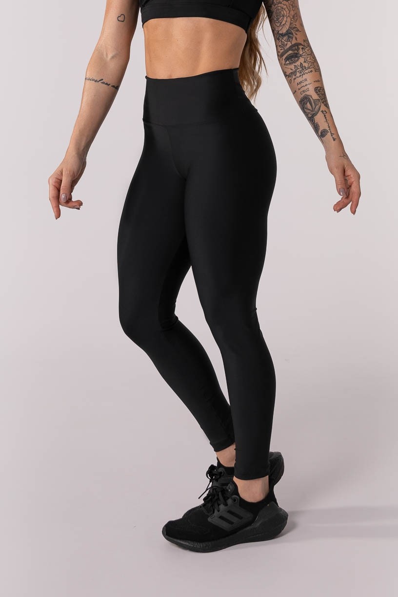 Calça Legging com Cobertura no Cós Costas (Preto) | Ref: K3776-A