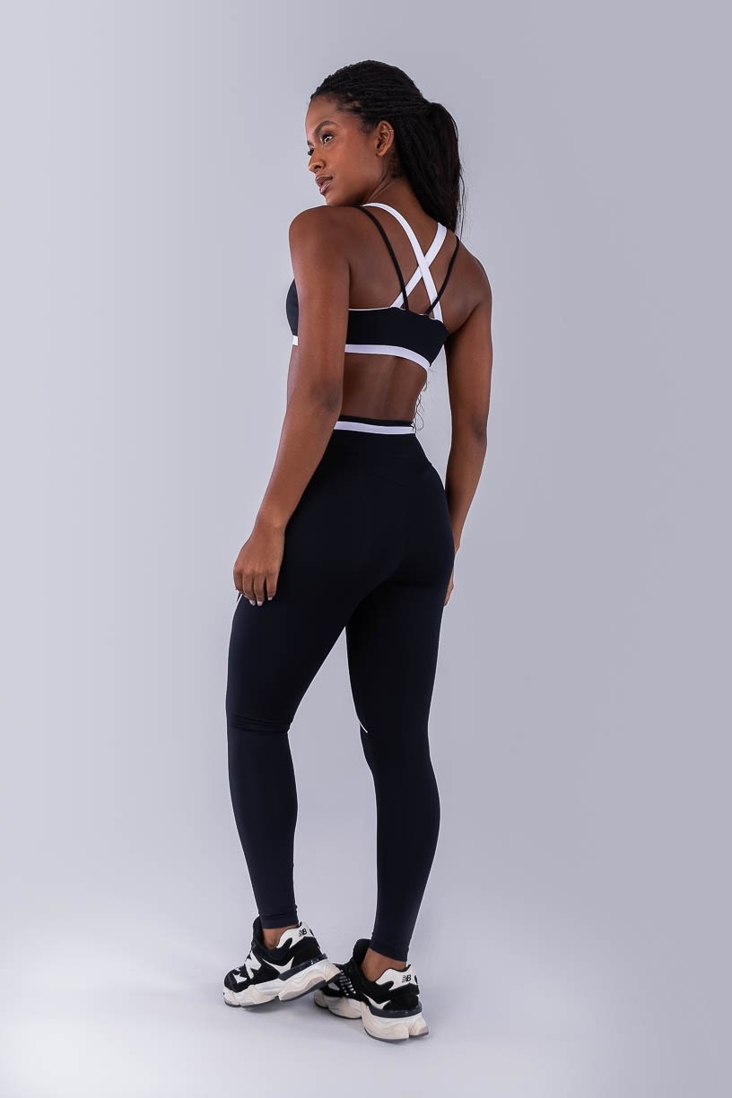 Calça Legging com Faixa N Cós e Vivo (Preto / Branco) | Ref: K4490-A