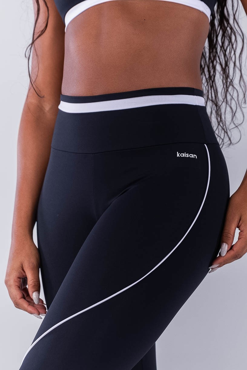 Calça Legging com Faixa N Cós e Vivo (Preto / Branco) | Ref: K4490-A