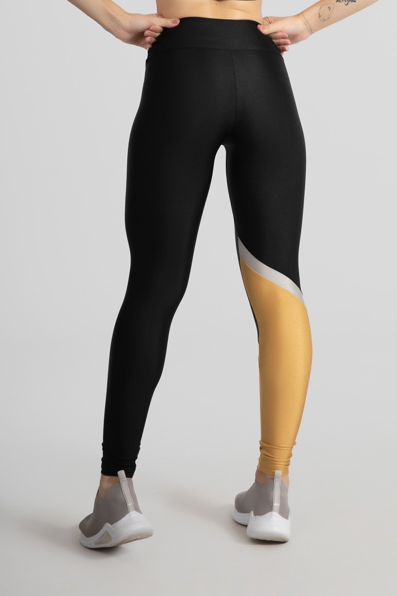 Calça Legging com Recorte Diagonal em uma Perna (Preto / Ouro / Prata) | Ref: GO474-A