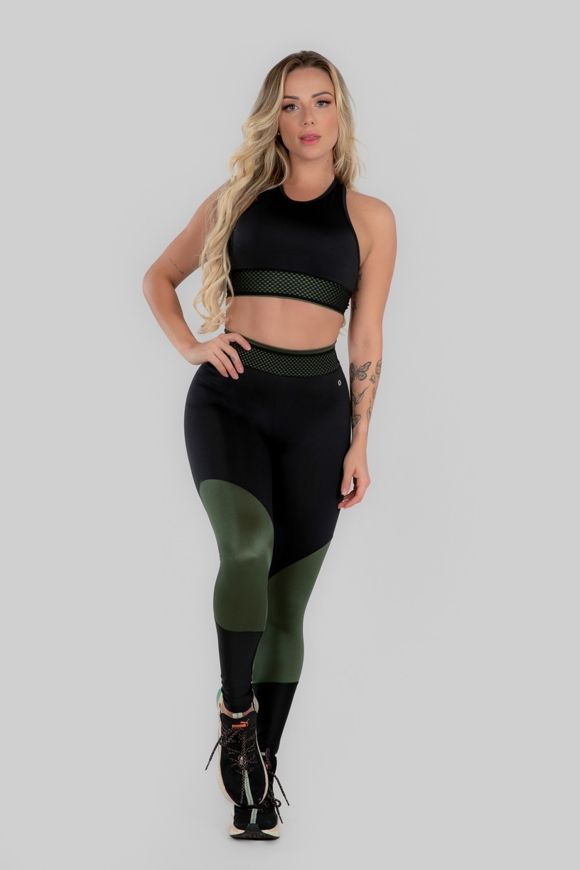 Calça Legging com Recorte e Cós com Elástico (Preto / Verde Militar) | Ref: K2969-C