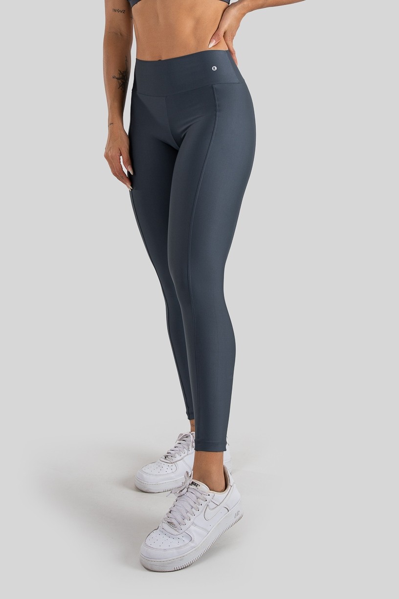 Calça Legging com Recorte e Pesponto (Chumbo) | Ref: K3208-B