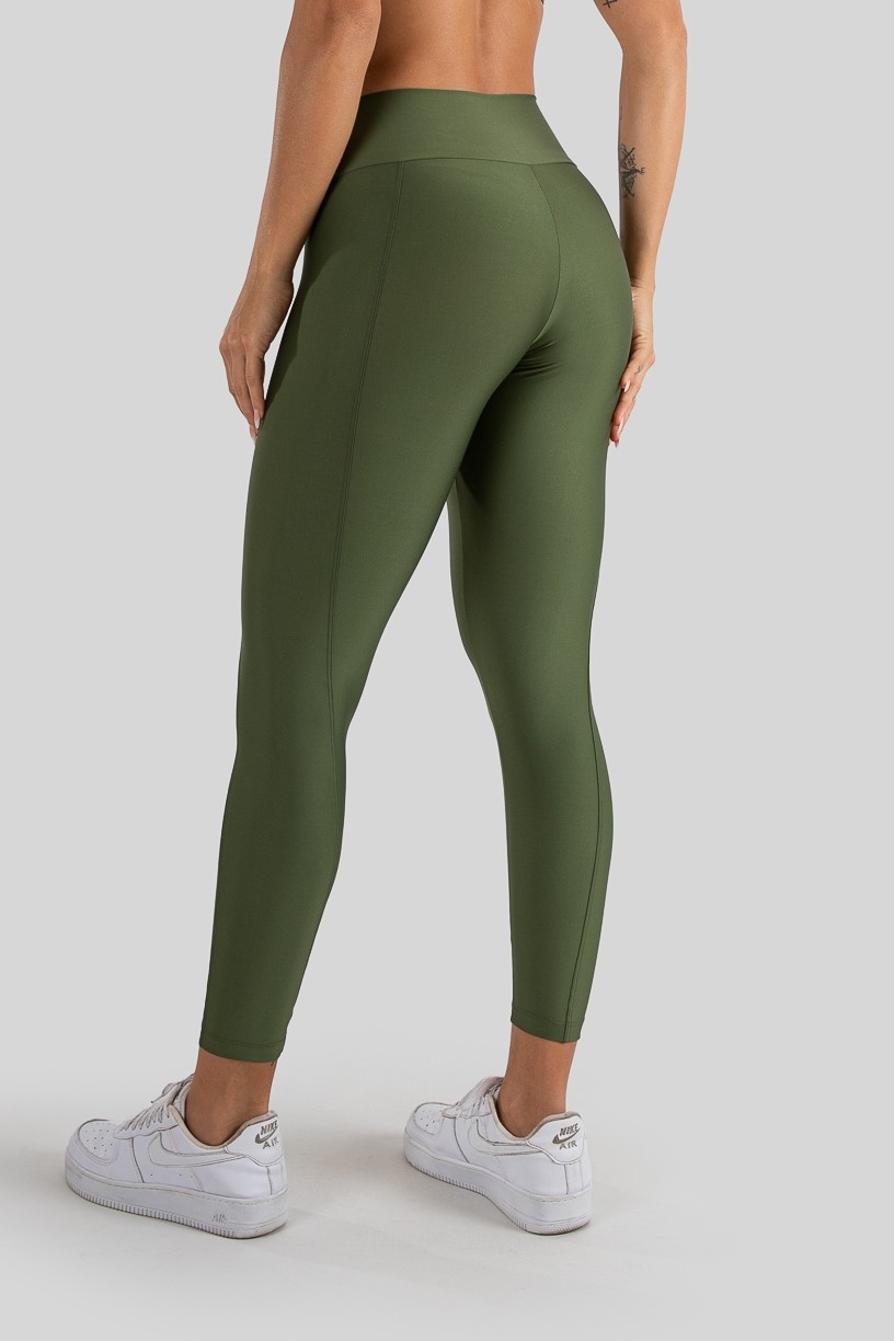 Calça Legging com Recorte e Pesponto (Verde Militar)  Ref K3208-D