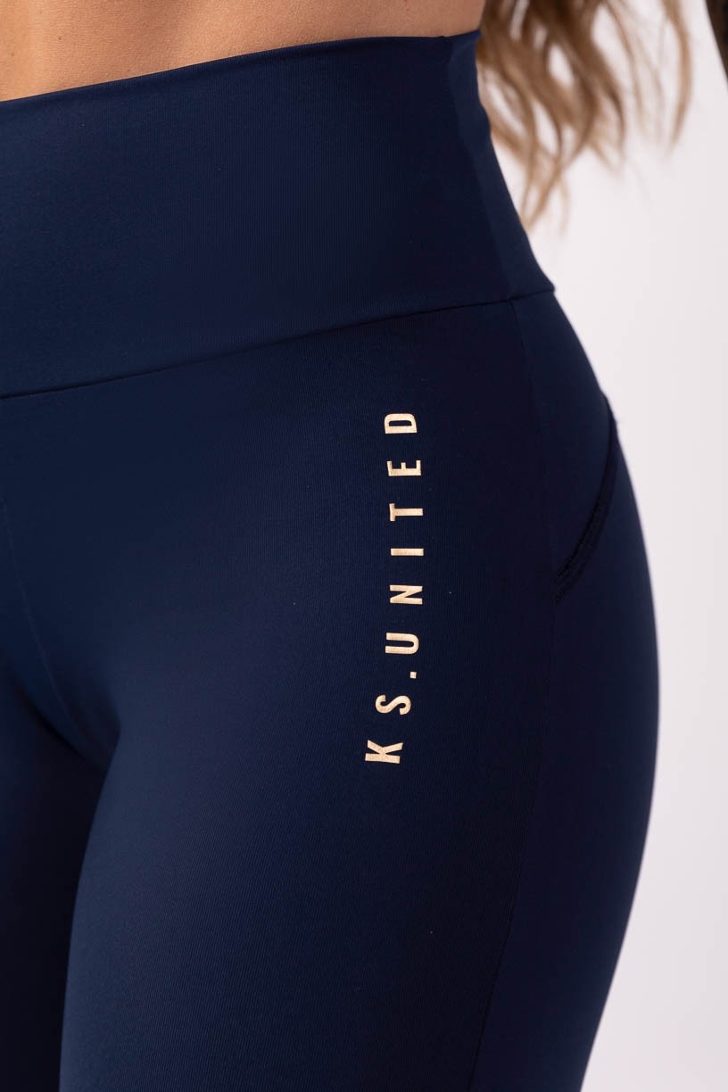 K3547-D_Calca_Legging_com_Recorte_no_Bumbum_Azul_Marinho__Ref:_K3547-D