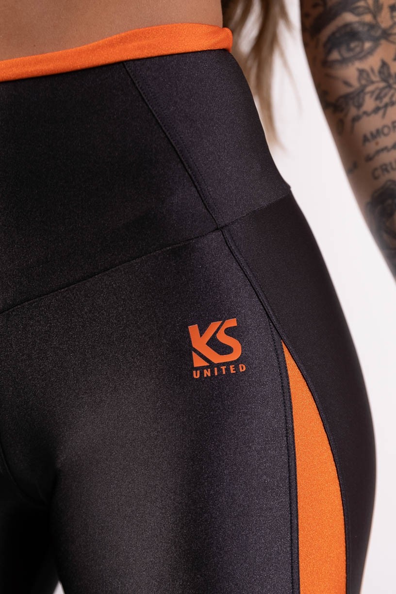 K3711-A_Calca_Legging_com_Recortes_Contrastantes_Chumbo__Laranja__Ref:_K3711-A