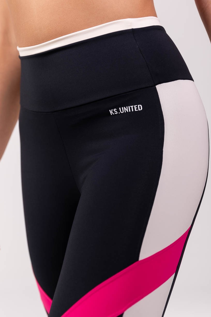 K3845-A_Calca_Legging_com_Recortes_Contrastantes_Preto__Off-White__Rosa__Ref:_K3845-A