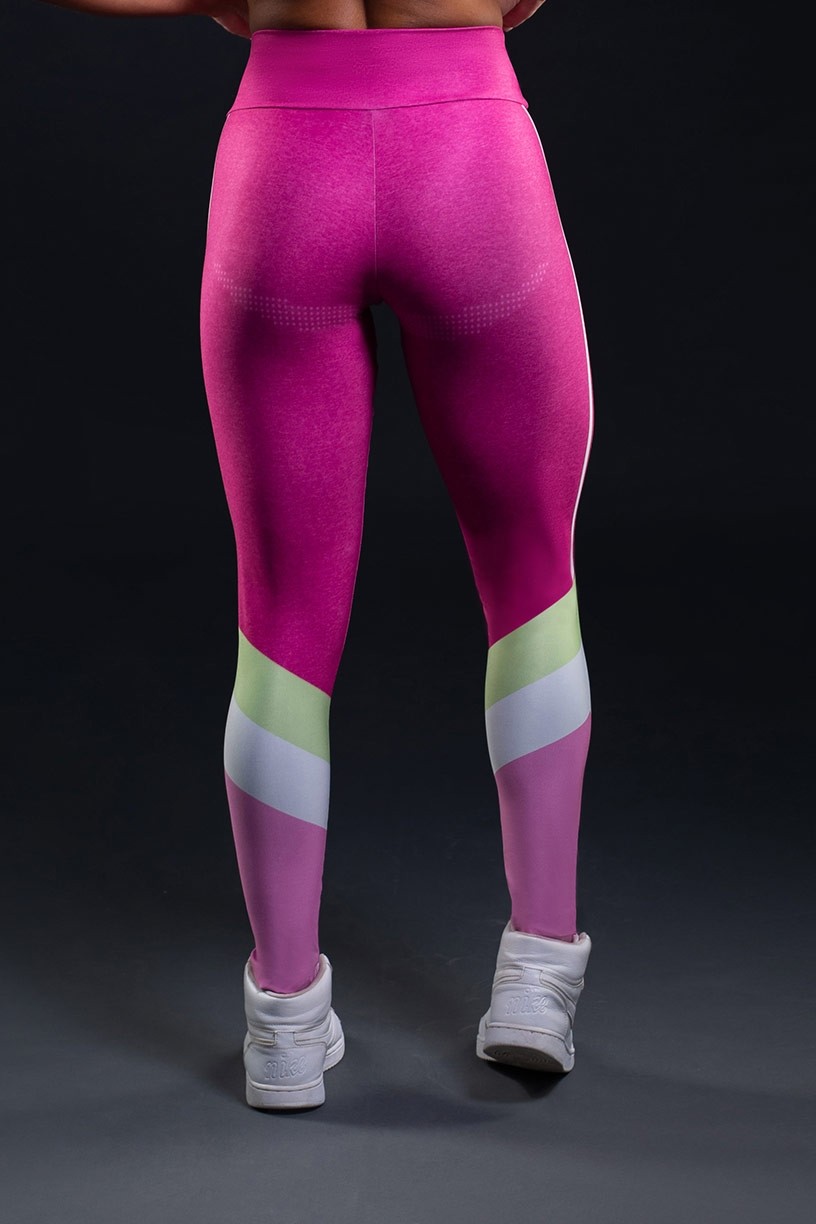 Calça Legging Estampa Digital com Cós Duplo (Pink Layer)  Ref K3268-B