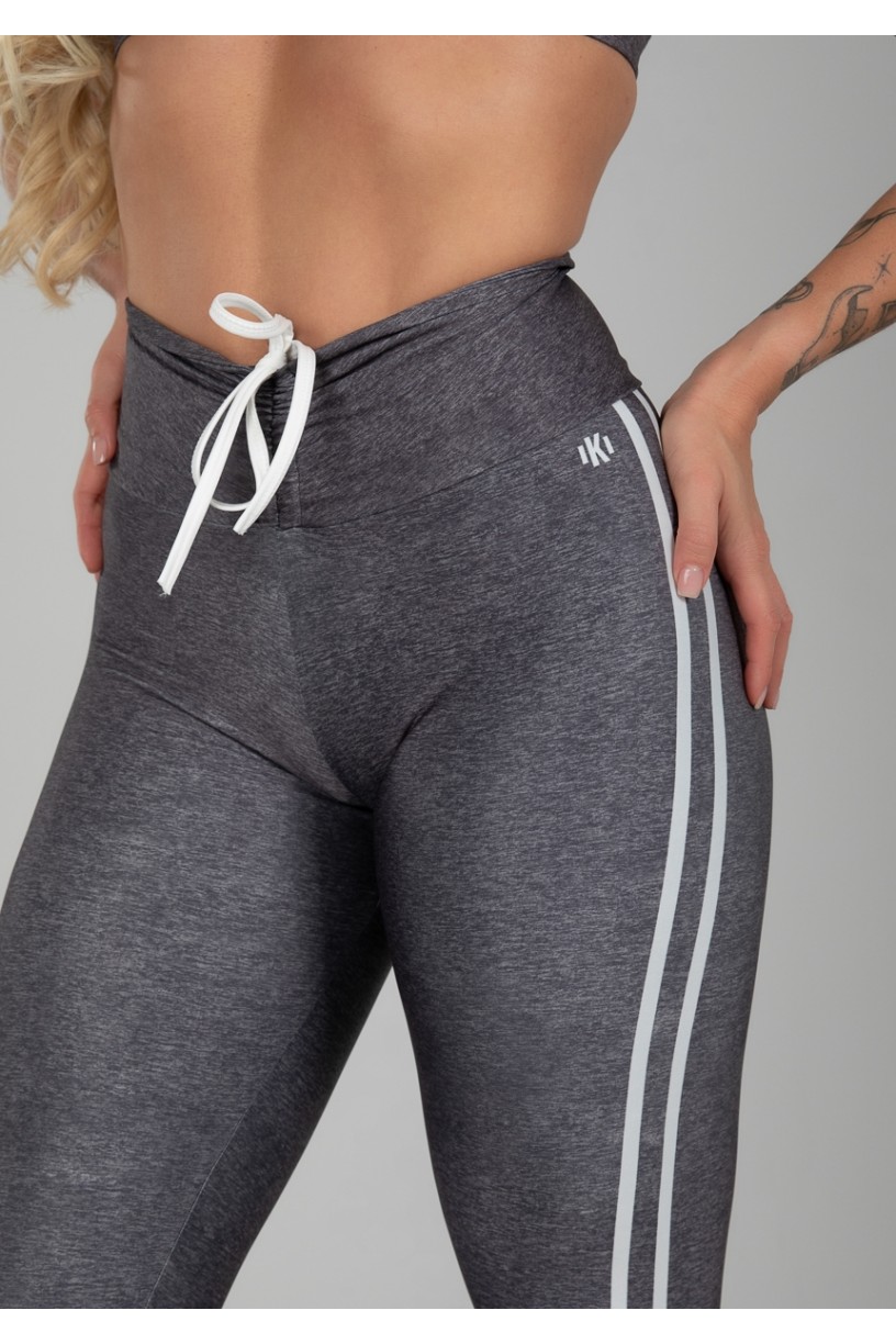 Calça Legging Estampa Digital com Cós Franzido e Cadarço (Sport Stripes Grey) | Ref: K2997-A