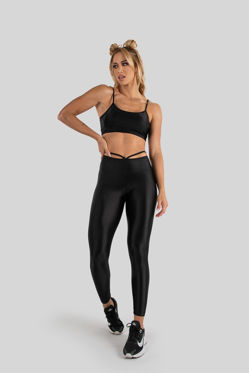 Calça Legging Tecido Platinado com Tiras no Cós (Preto)  Ref K3212-B