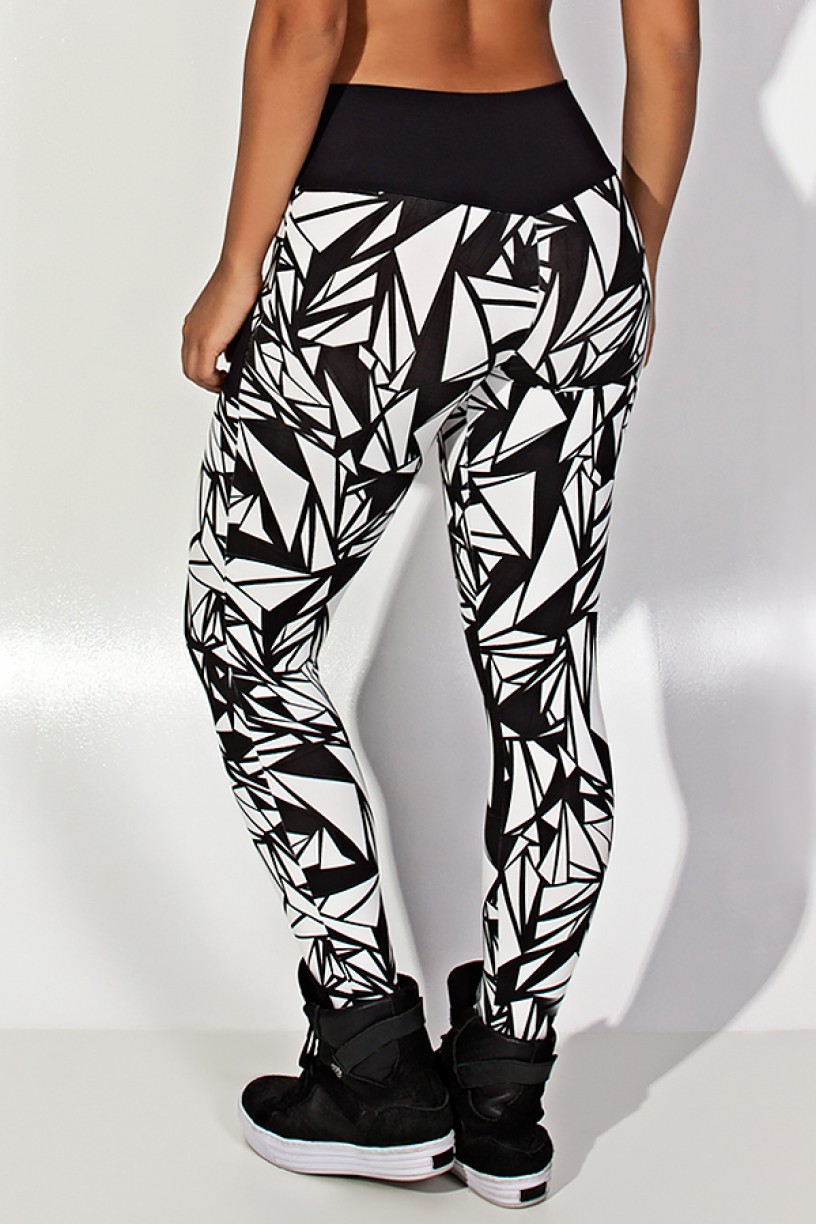 Legging Mariana Estampada com Cós e Bolso Lisos (Preto com Triângulos Brancos / Preto) | Ref: KS-F367-001