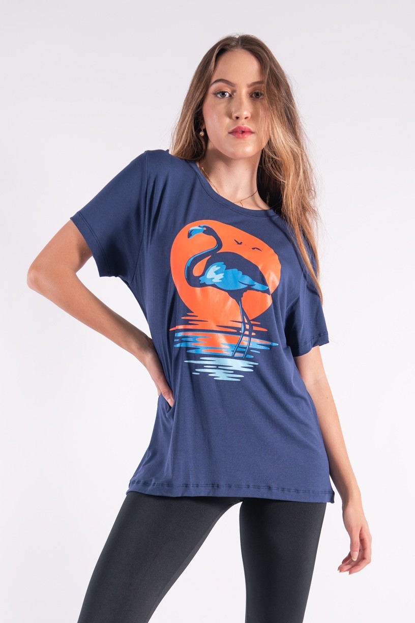 Camisetão com Silk Flamingo Por Do Sol (Azul Marinho) | Ref: K2845-F