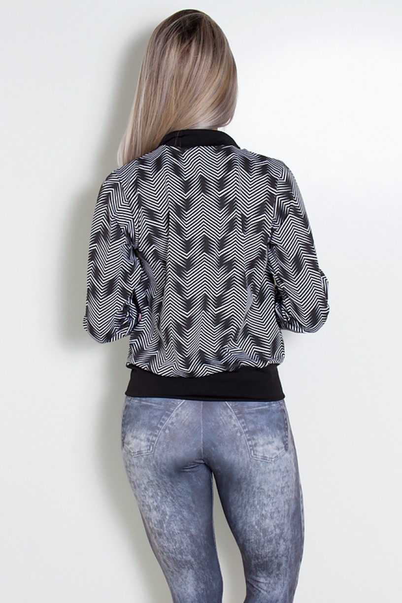 Jaqueta Estampada com Bolso (Setas Brancas com Preto / Preto) | Ref: KS-F1816-002