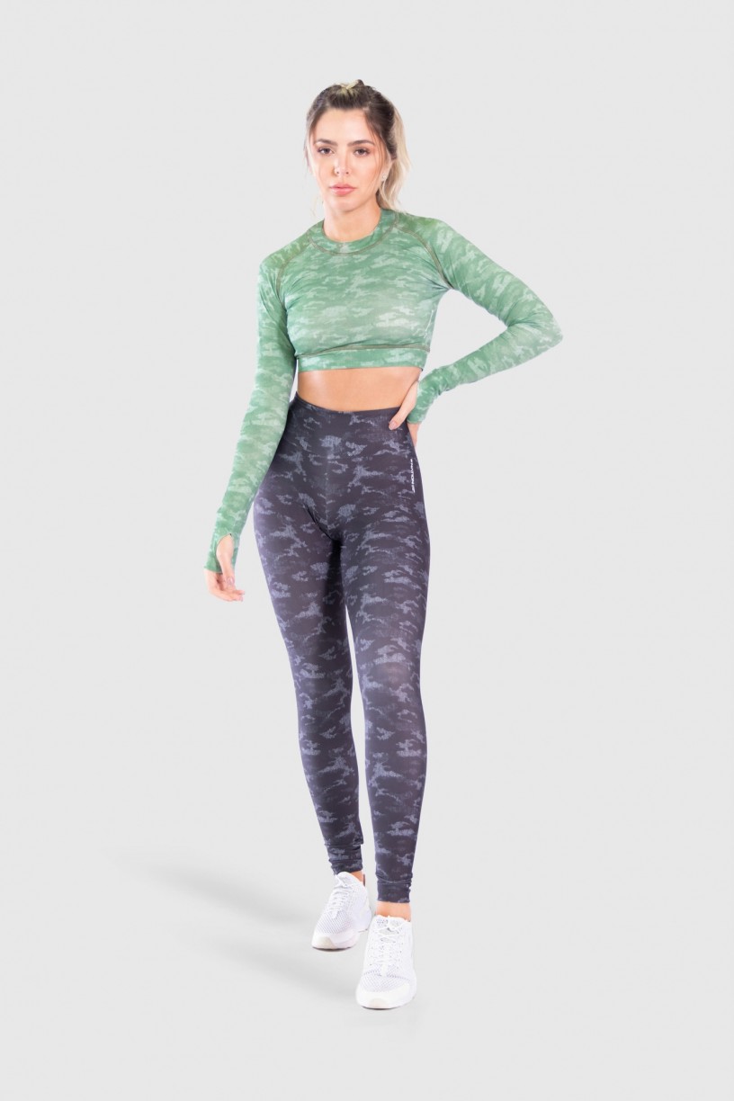 Cropped Fitness Manga Longa Dedinho Estampa Digital Camouflaged Green  Ref GO229-B