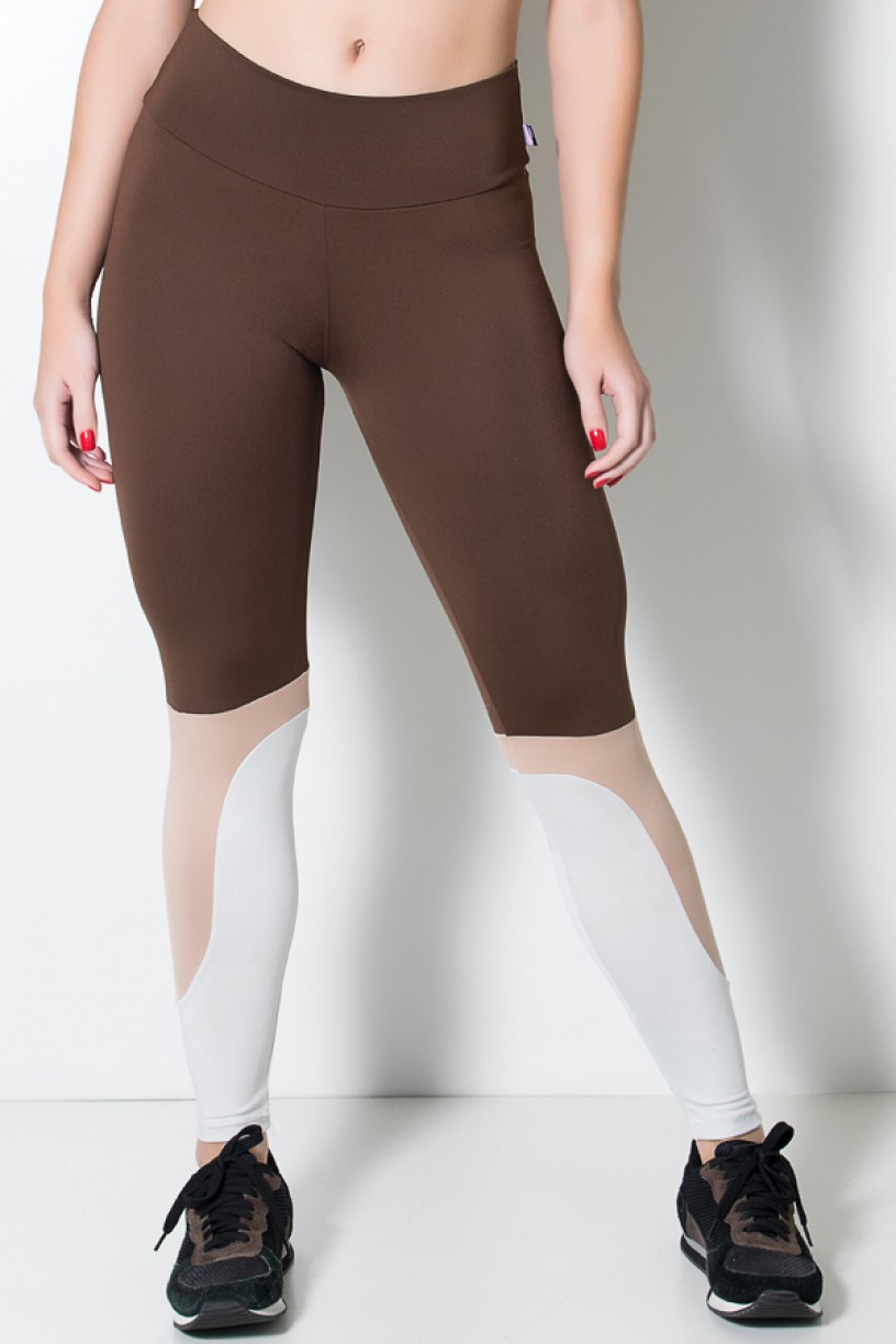 Calça Três Cores com Recorte na Perna (Marrom / Chocolate / Branco Gelo)