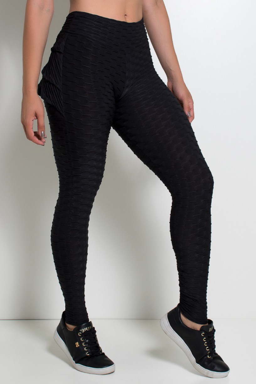Calça Com Babado Tecido Bolha (Preto) | Ref: KS-F348-003