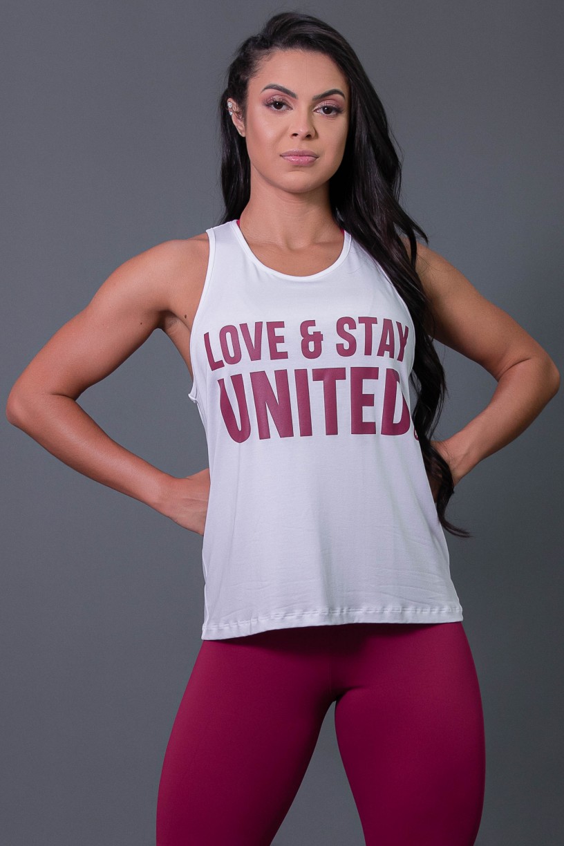 Camiseta Regata Fitness com Silk (Branco / Vinho) | Ref: K2569-C