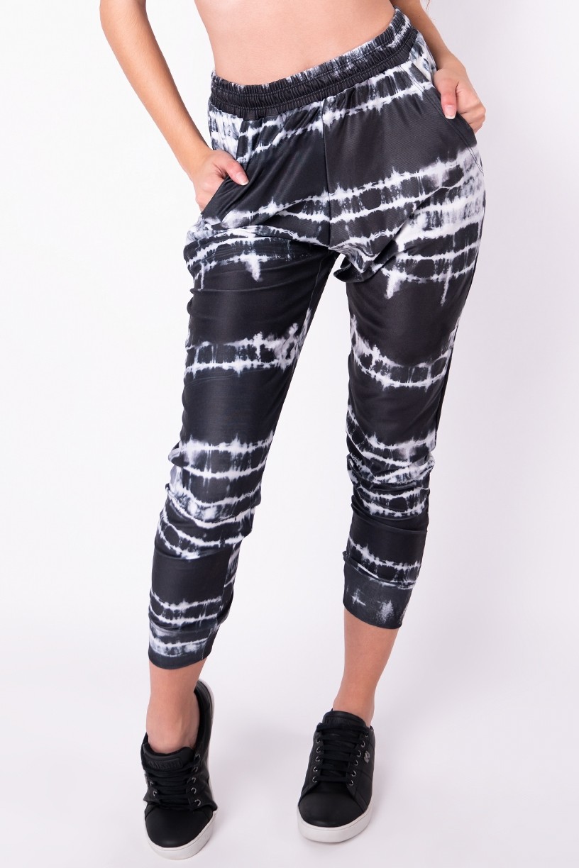 Calça Jogger Estampa Digital Tie Dye (Preto) | Ref: K2826-B