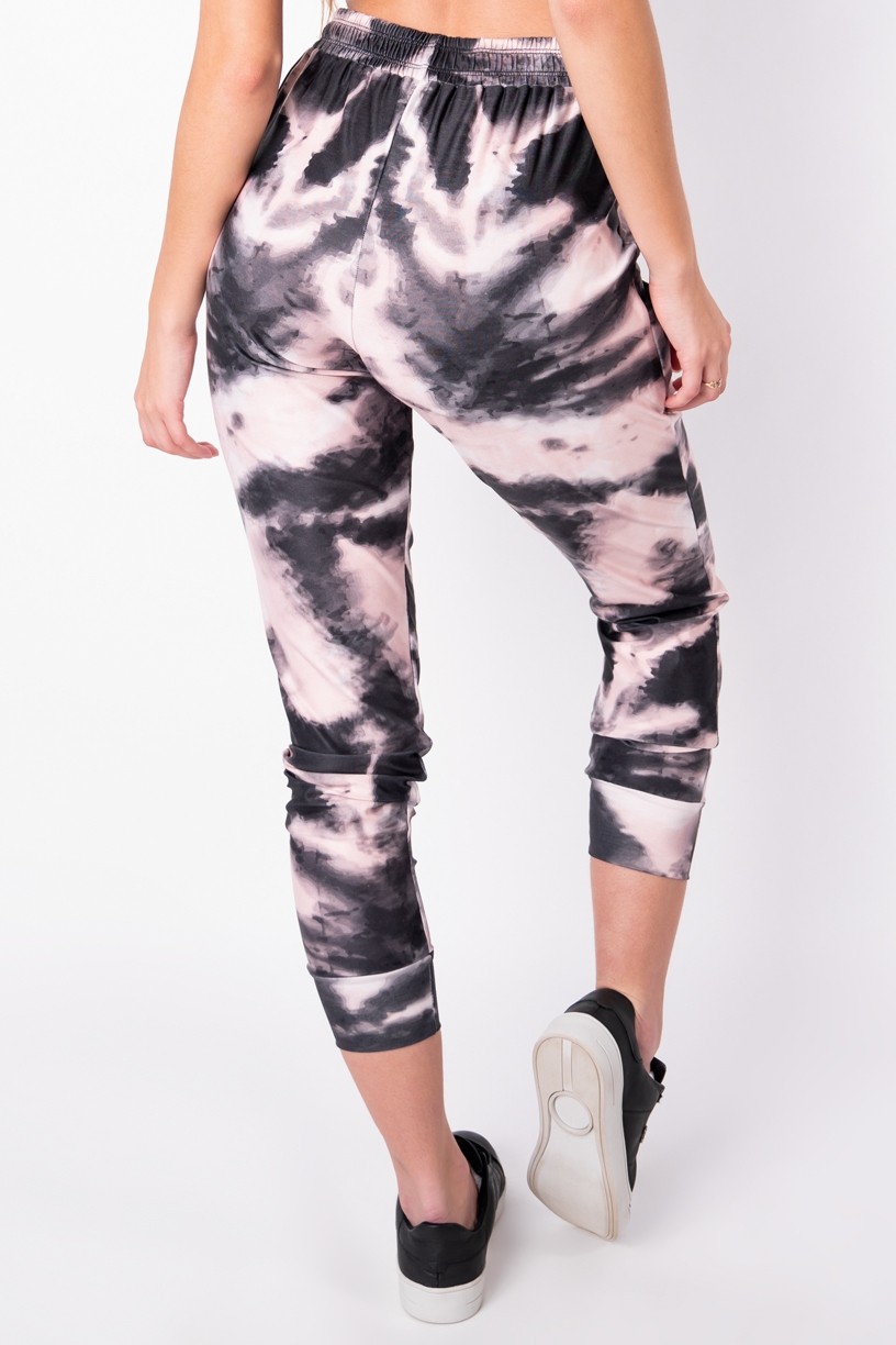 Calça Jogger Estampa Digital Tie Dye (Rosê / Preto) | Ref: K2826-G