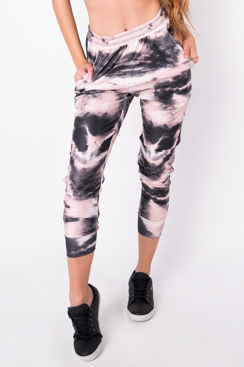 Calça Jogger Estampa Digital Tie Dye (Rosê / Preto) | Ref: K2826-G