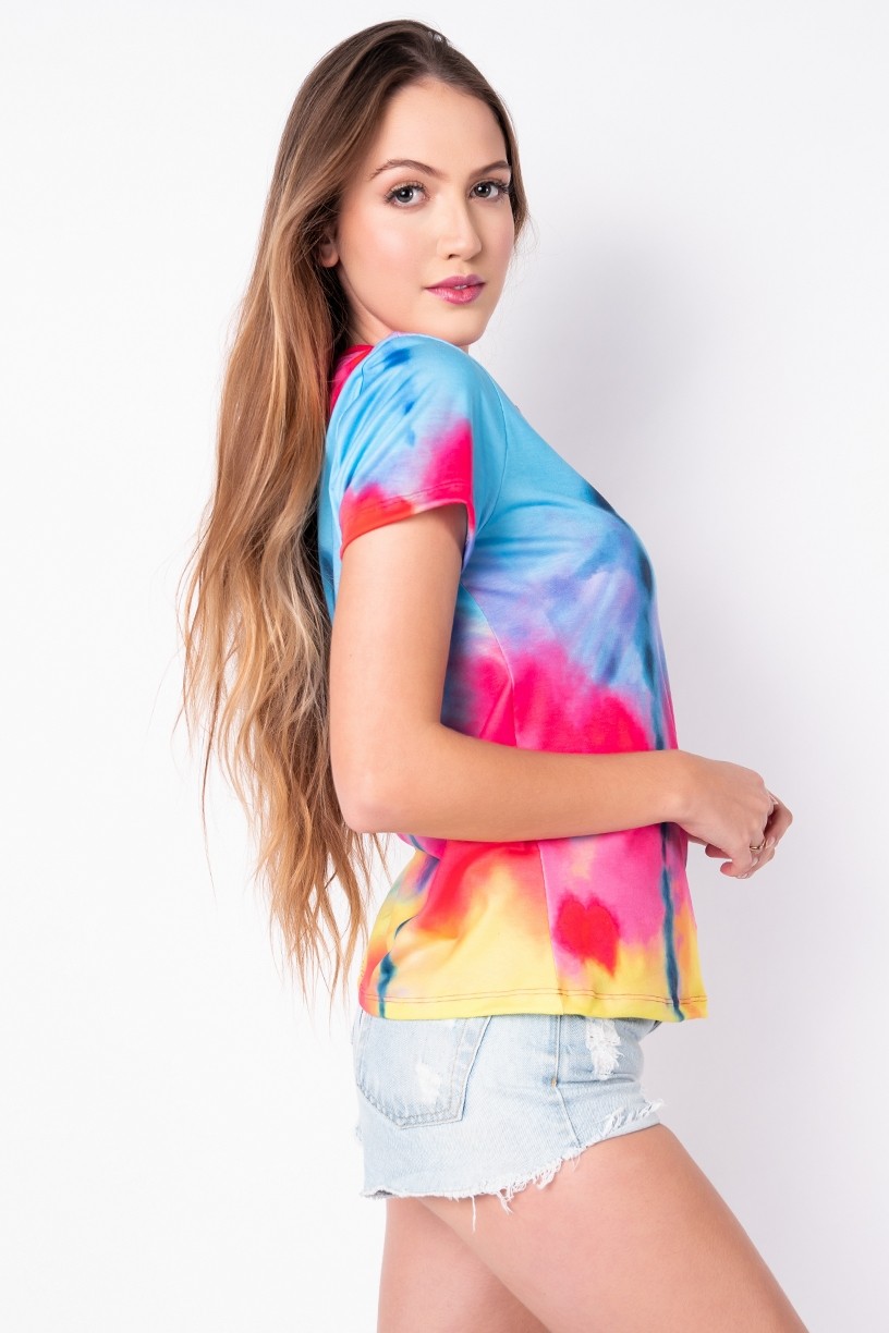 Blusa Básica com Nozinho Estampa Digital Tie Dye (Azul / Amarelo) | Ref: K2829-I