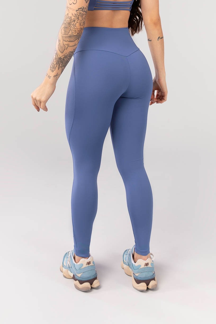 K4081-C_Calca_Legging_com_Cos_em_V_e_Recortes_Azul__Ref_K4081-C