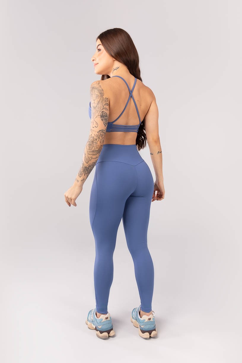 K4081-C_Calca_Legging_com_Cos_em_V_e_Recortes_Azul__Ref_K4081-C