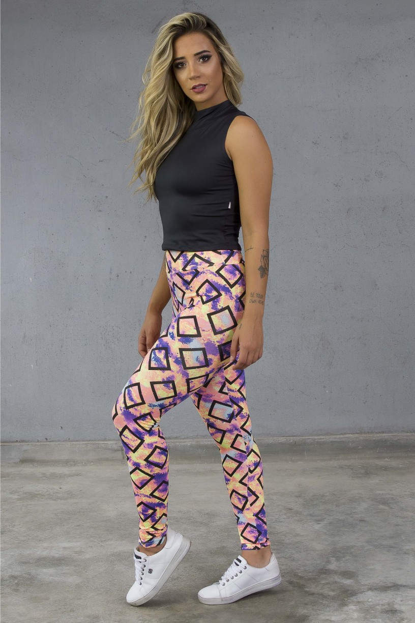 Legging Estampada (Quadrados com Manchas Coloridas) | Ref: KS-F27-120