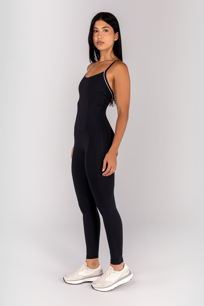 K4698-C_Macacao_Padrao_Preto__Off-White__Ref:_K4698-C