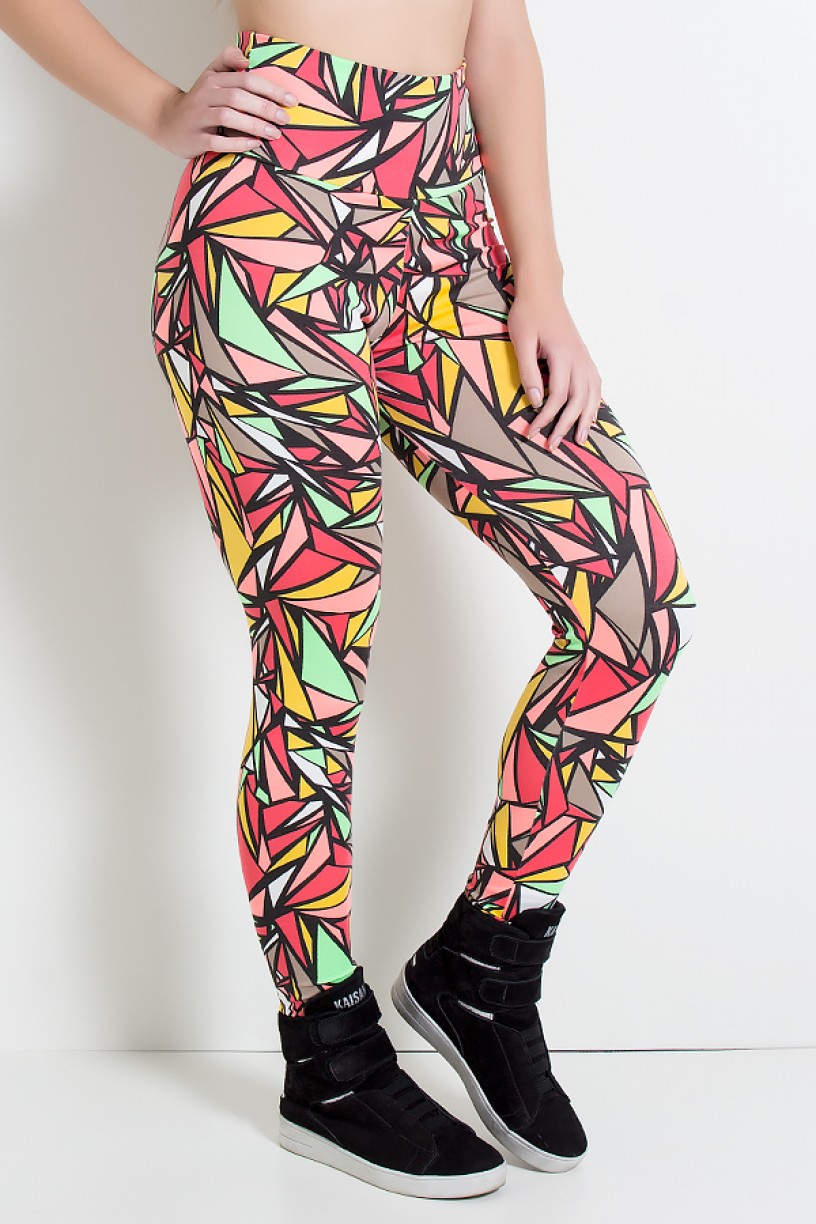 Legging Estampada Preto com Triângulos Coloridos | Ref: KS-F27-062 