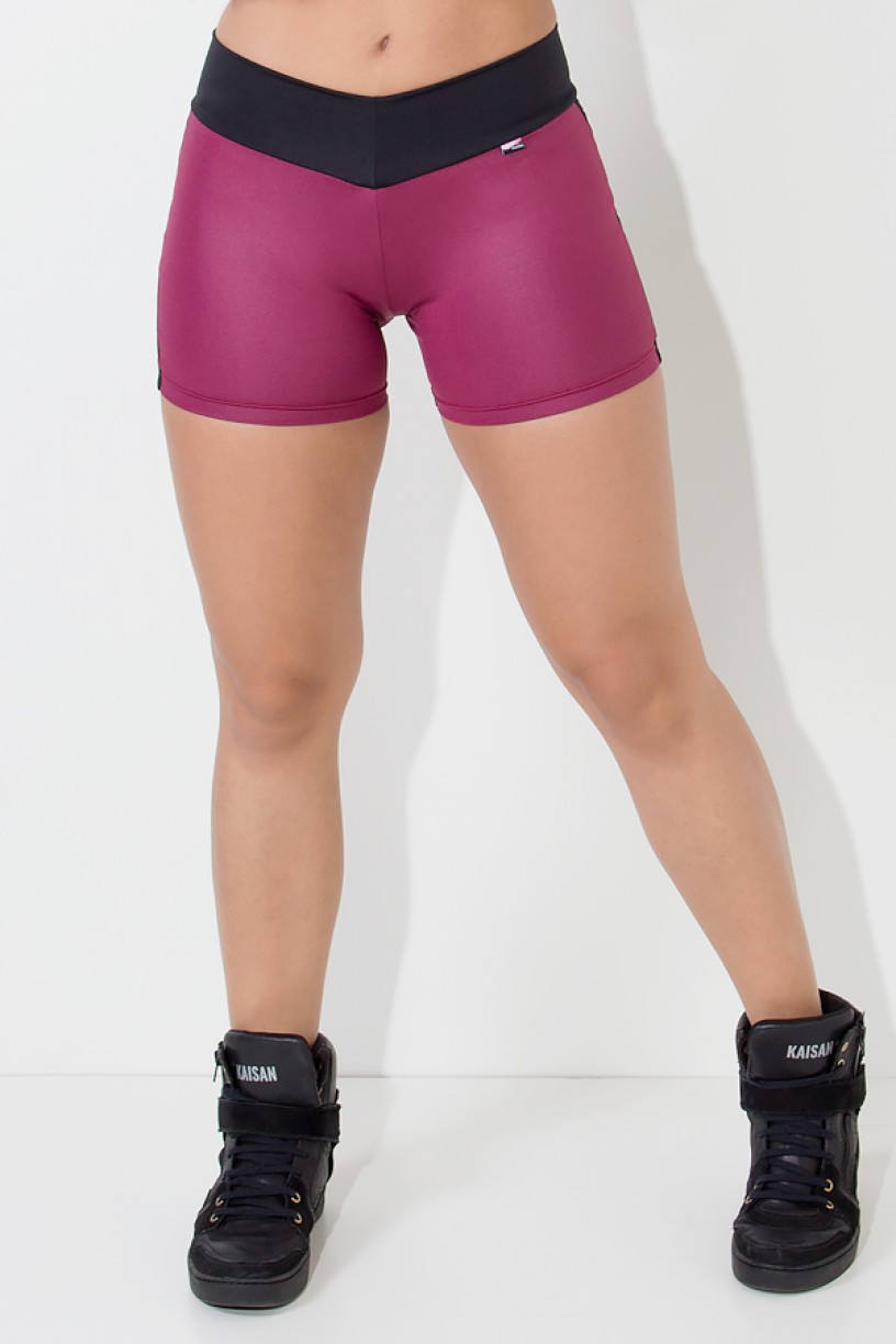 Shortinho Liso com Frente Cirrê (Preto / Vinho) | Ref: KS-F777-001