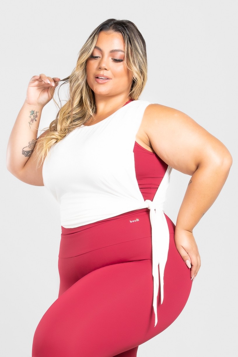 Regata com Nózinho Lateral Básica Plus Size (Off-White) | Ref: KP3083-G