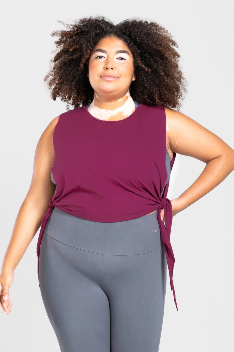 Regata com Nózinho Lateral Básica Plus Size (Roxo) | Ref: KP3083-C